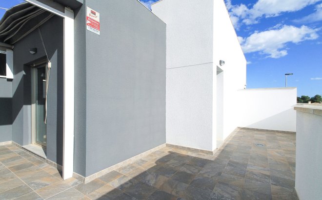 Resale - Quad House -
Torrevieja - Costa Blanca