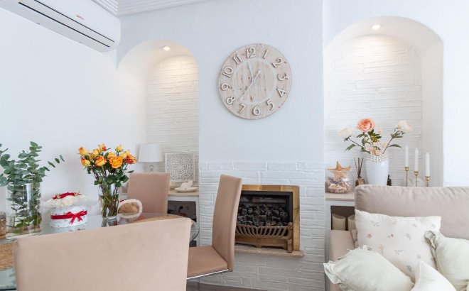 Resale - Villa -
Orihuela Costa - Los Almendros-la Florida