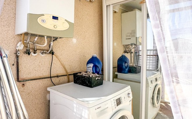 Resale - Villa -
Orihuela Costa - Los Almendros-la Florida