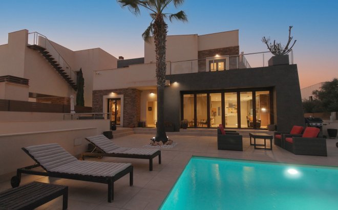 Revente - Villa -
Torrevieja - Costa Blanca