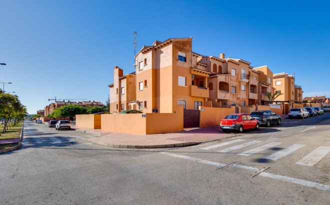 Resale - Bungalow -
Torrevieja - Aguas Nuevas