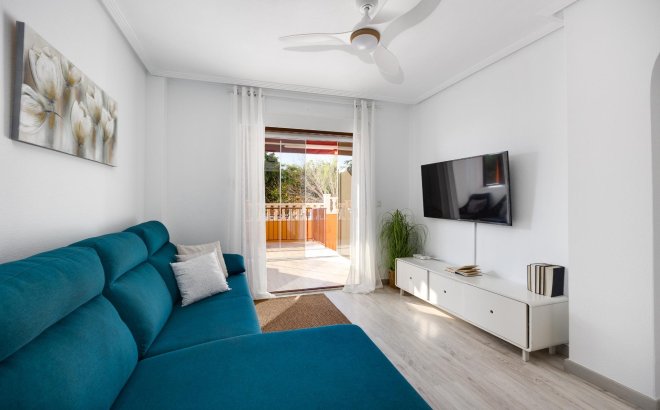 Resale - Bungalow -
Torrevieja - Aguas Nuevas