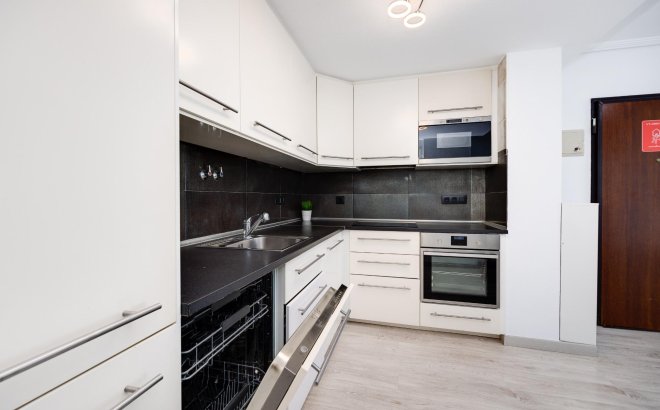 Resale - Bungalow -
Torrevieja - Aguas Nuevas