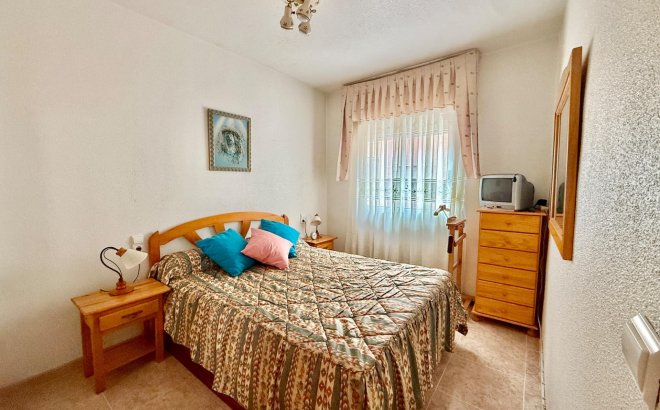 Resale - Apartment -
Torrevieja - Centro