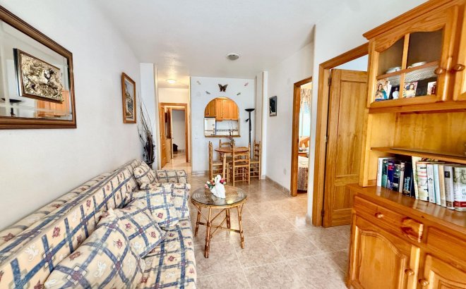 Resale - Apartment -
Torrevieja - Centro