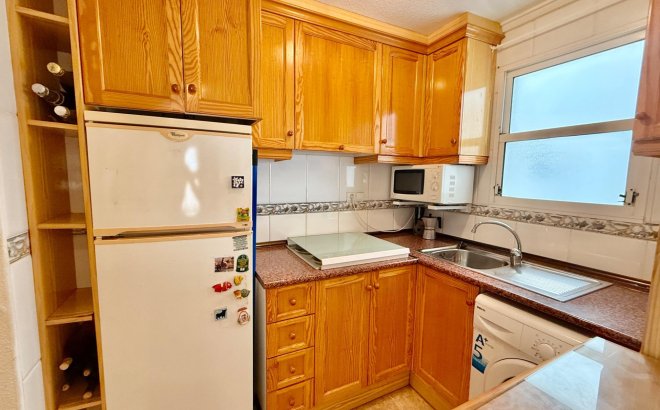 Resale - Apartment -
Torrevieja - Centro