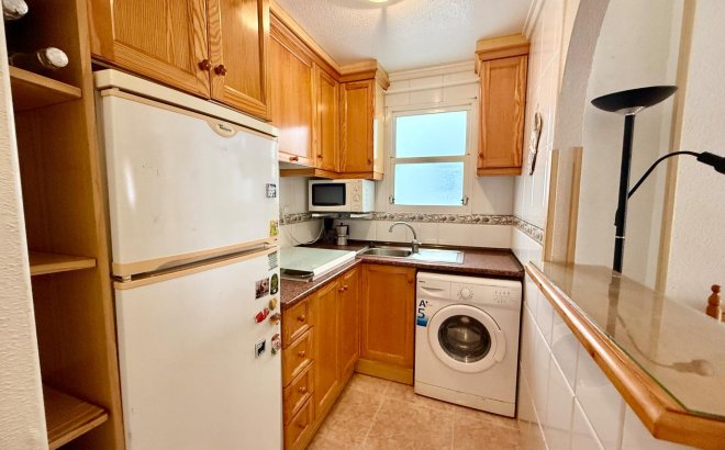 Resale - Apartment -
Torrevieja - Centro