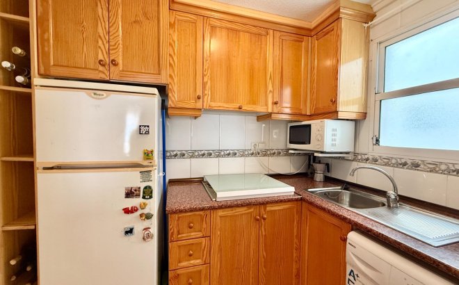 Resale - Apartment -
Torrevieja - Centro