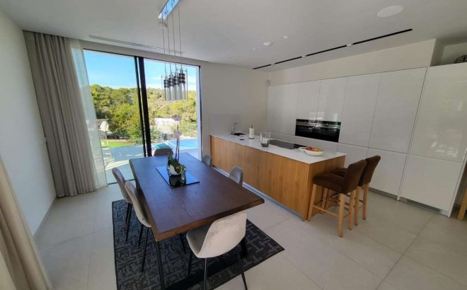 Resale - Villa -
Las Colinas Golf - Costa Blanca