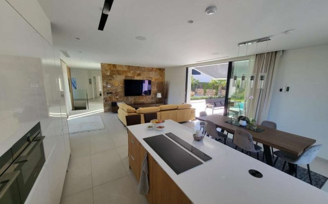 Resale - Villa -
Las Colinas Golf - Costa Blanca