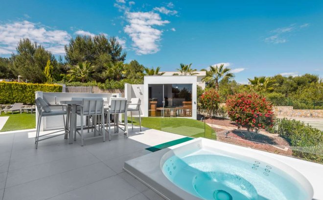Resale - Villa -
Las Colinas Golf - Costa Blanca