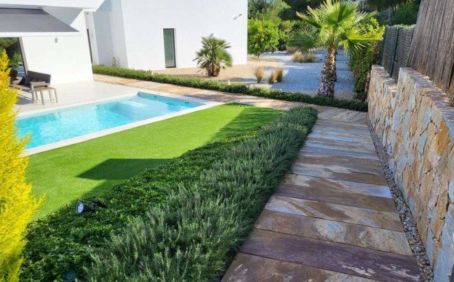 Resale - Villa -
Las Colinas Golf - Costa Blanca