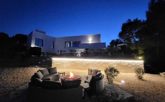 Resale - Villa -
Las Colinas Golf - Costa Blanca