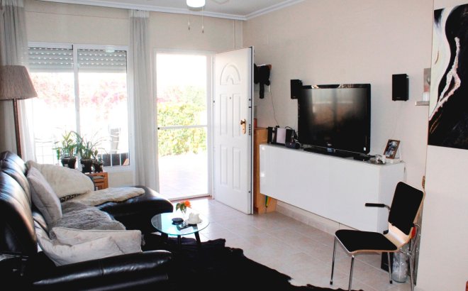 Resale - Villa -
Villamartin - Costa Blanca