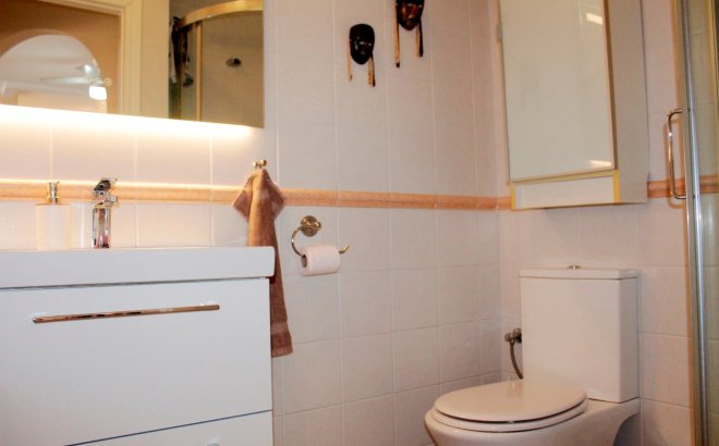 Resale - Villa -
Villamartin - Costa Blanca