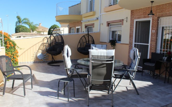 Resale - Villa -
Villamartin - Costa Blanca