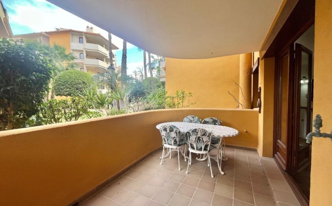 Resale - Bungalow -
Torrevieja - Punta Prima