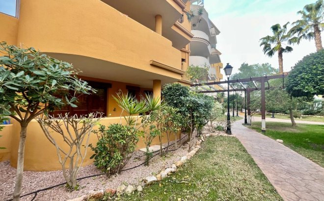 Resale - Bungalow -
Torrevieja - Punta Prima