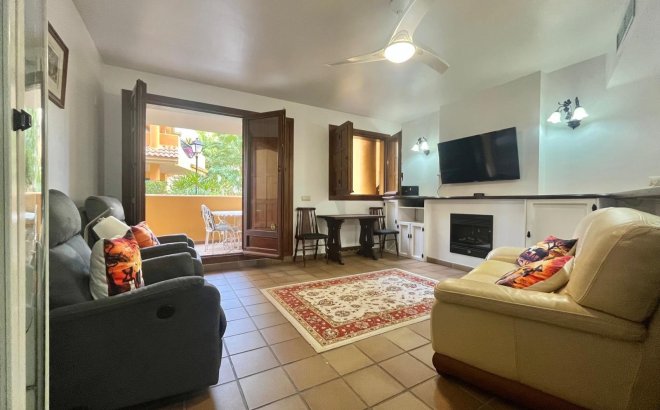 Resale - Bungalow -
Torrevieja - Punta Prima