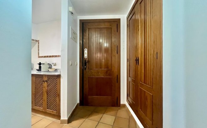 Resale - Bungalow -
Torrevieja - Punta Prima