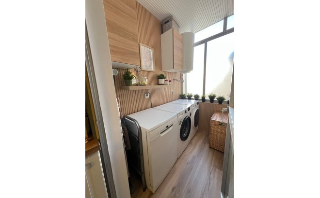 Herverkoop - Appartement -
Pilar de la Horadada - La Torre De La Horadada