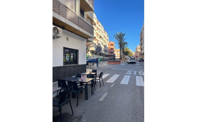 Resale - Apartment -
Torrevieja - Costa Blanca