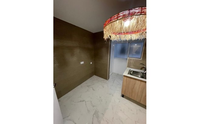 Resale - Apartment -
Torrevieja - Costa Blanca