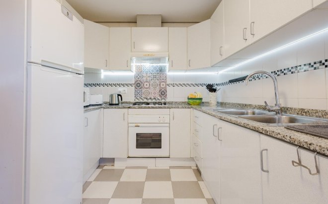 Revente - Appartement -
San Miguel de Salinas - Inland