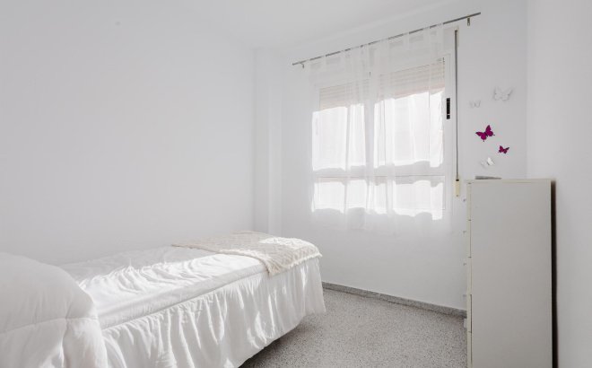 Revente - Appartement -
San Miguel de Salinas - Inland