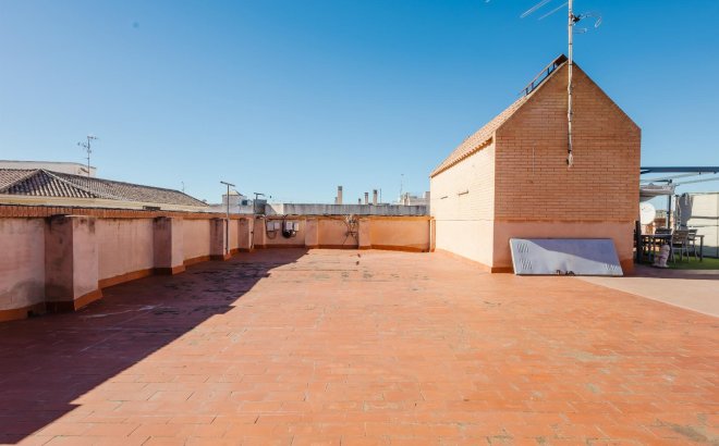 Revente - Appartement -
San Miguel de Salinas - Inland