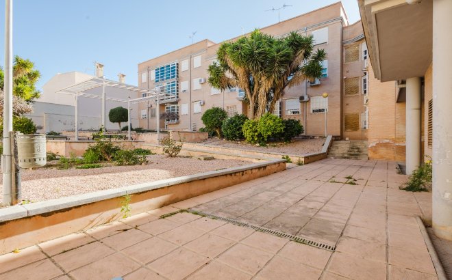 Revente - Appartement -
San Miguel de Salinas - Inland