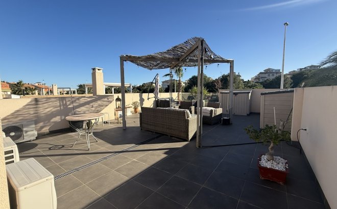 Resale - Villa -
La Zenia - Costa Blanca