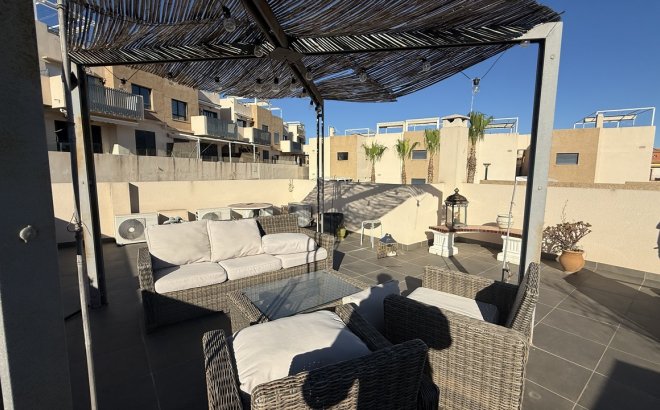 Resale - Villa -
La Zenia - Costa Blanca