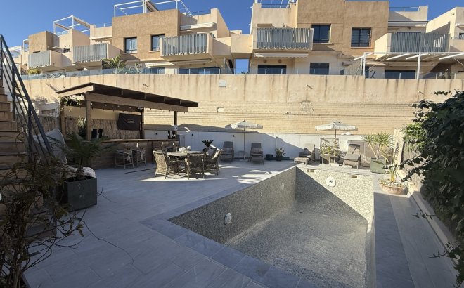 Resale - Villa -
La Zenia - Costa Blanca