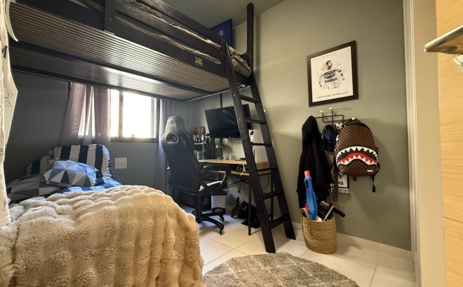 Resale - Villa -
La Zenia - Costa Blanca