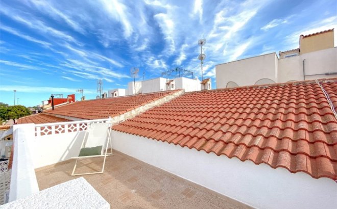 Resale - Bungalow -
Torrevieja - Costa Blanca