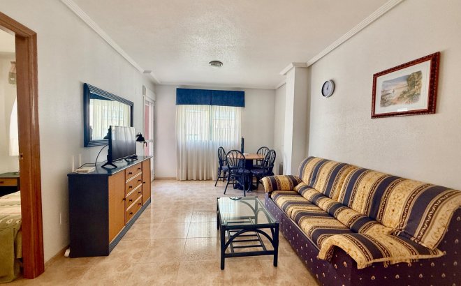 Resale - Apartment -
Torrevieja - Centro