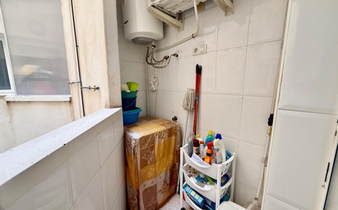 Resale - Apartment -
Torrevieja - Centro