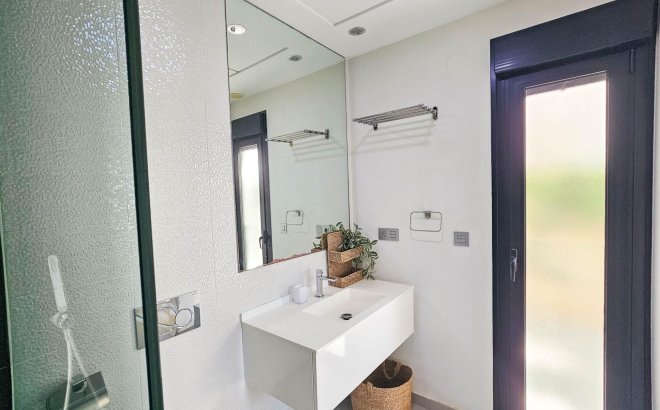 Resale - Villa -
Rojales - Cuidad Quesada