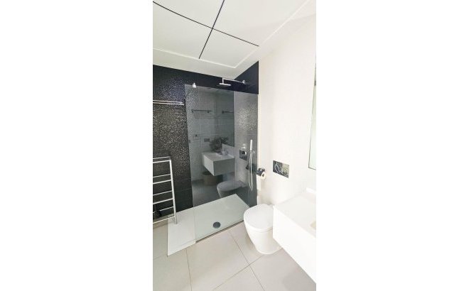 Resale - Villa -
Rojales - Cuidad Quesada