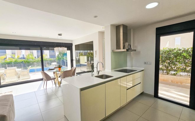 Resale - Villa -
Rojales - Cuidad Quesada