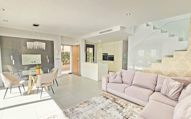 Resale - Villa -
Rojales - Cuidad Quesada