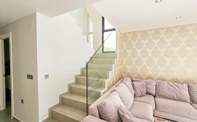 Resale - Villa -
Rojales - Cuidad Quesada