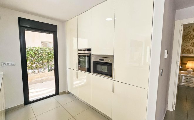 Resale - Villa -
Rojales - Cuidad Quesada