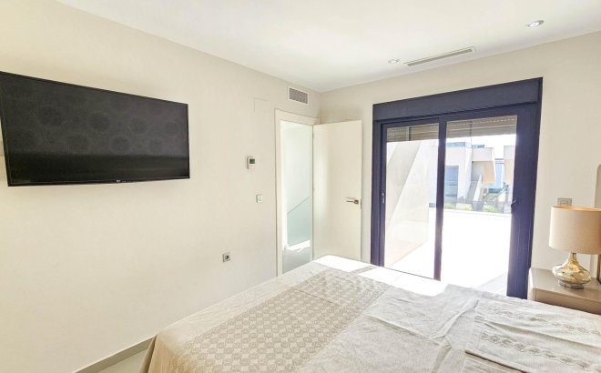 Resale - Villa -
Rojales - Cuidad Quesada