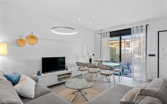 Resale - Villa -
Ciudad Quesada - Costa Blanca