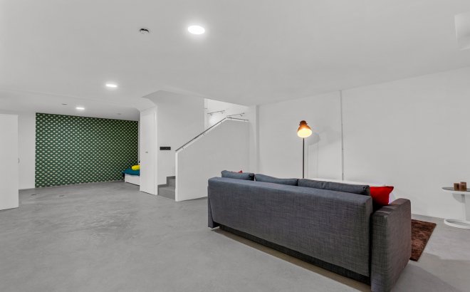 Resale - Villa -
Ciudad Quesada - Costa Blanca