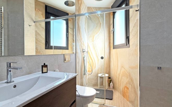 Resale - Villa -
Orihuela Costa - Costa Blanca