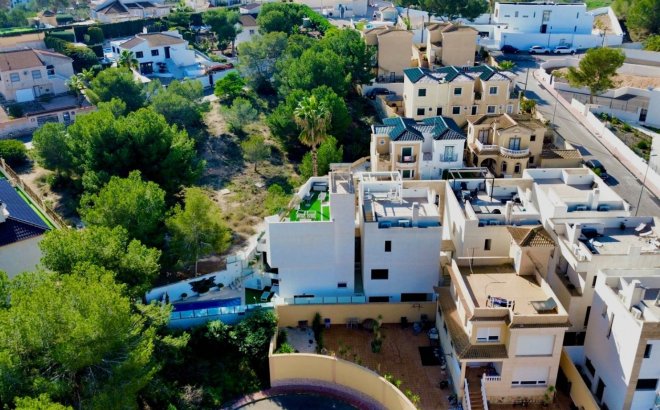 Resale - Villa -
Orihuela Costa - Costa Blanca