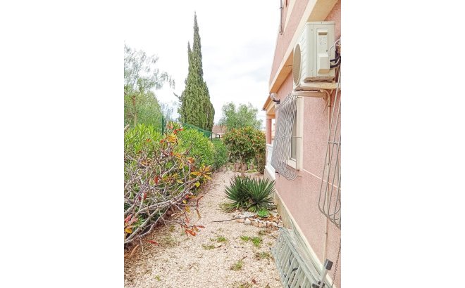 Revente - Villa -
Torrevieja - La Siesta - El Salado - Torreta